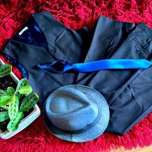 Boys IZOD black slacks and vest